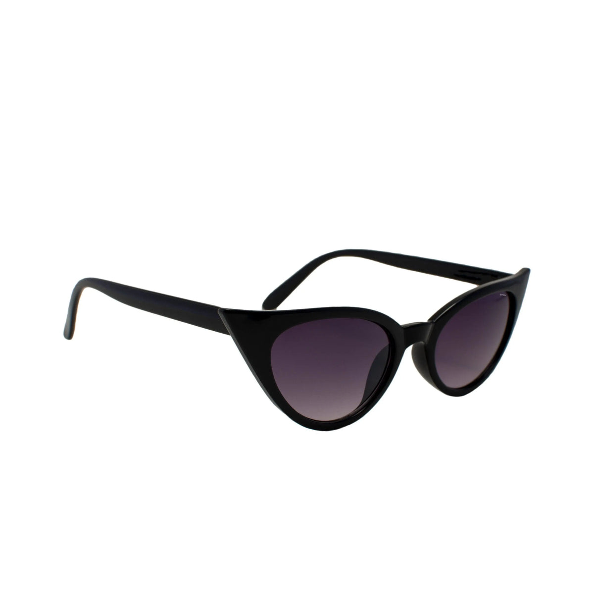 On Point – Sleek Cat Eye Sunglasses with Sculpted Angles SHOX